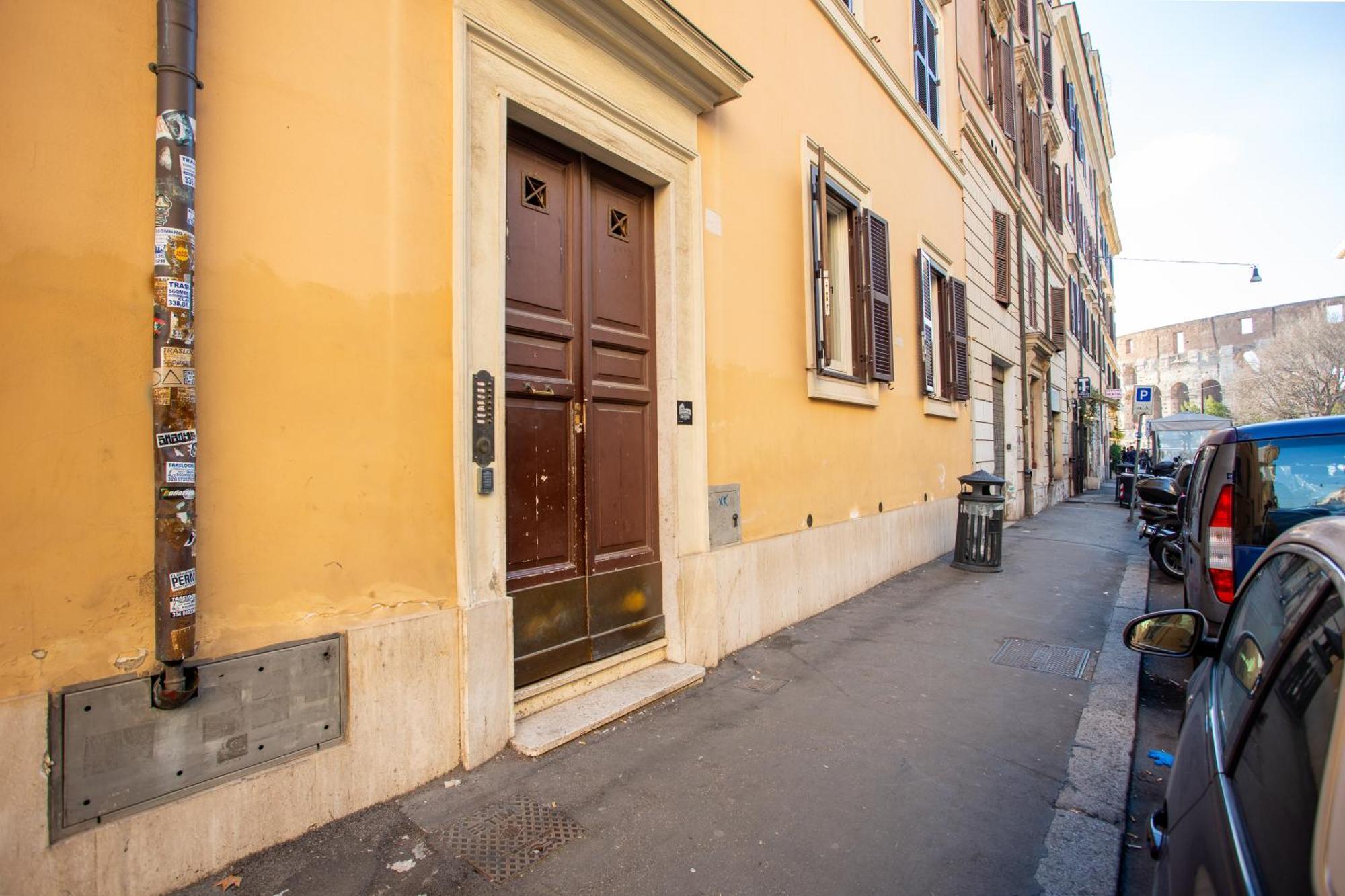 Oliviero - Colosseo Apartment With Terrace, Rome